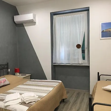 Affittacamere La Perla Del Golfo 2*